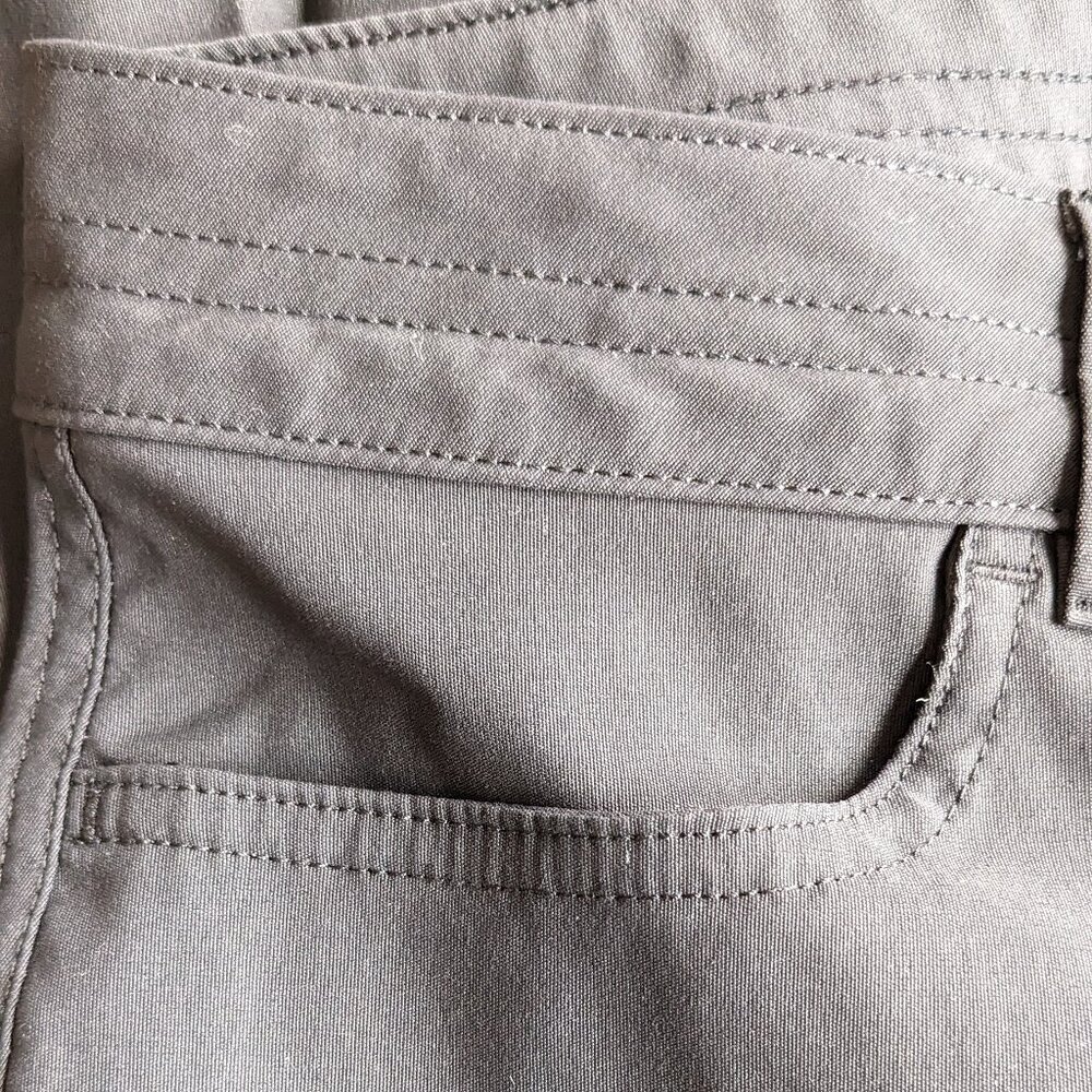 Eddie Bauer, Solid Black Light Weight Activewear … - image 3